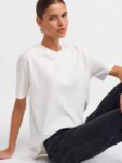 Dilvin Kadın Dekoratif Dikişli Kısa Kol Bisiklet Yaka T-Shirt Ekru Günlük Stil 36 Beden